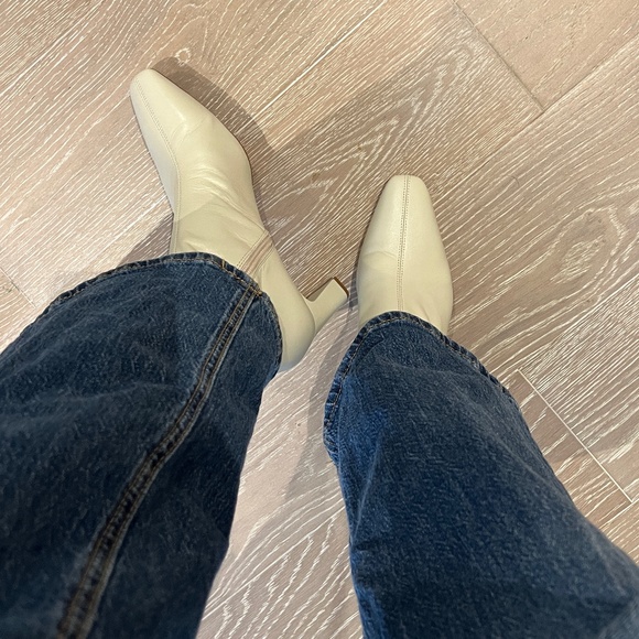 Leather boots - cream - Picture 2 of 16